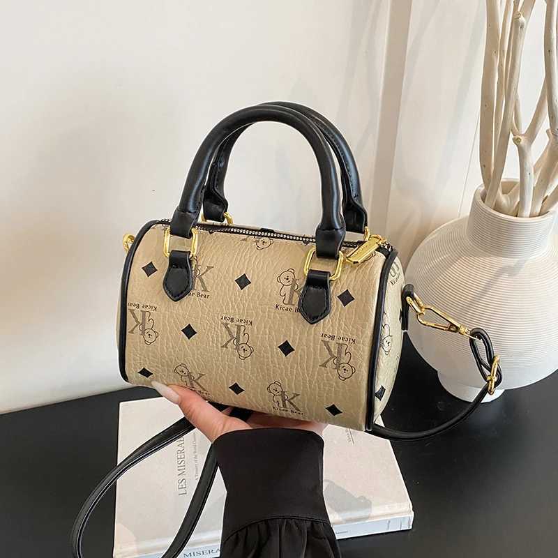 Classic Leather Messenger Bag For Wen Shoder Crossbody Handbag By Famous Designer Luxury Brand Elegant Y251208