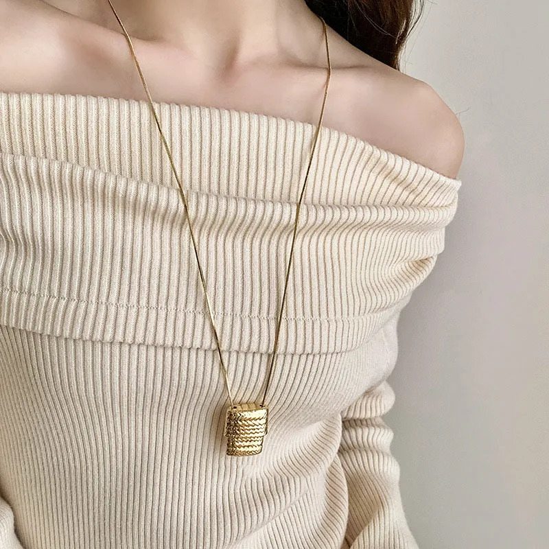 Knitted Long Metal Necklace Silver Color Mini n Womens Sweater Chain Unique Creativity Can Be Openedaccessories Gifts 251205