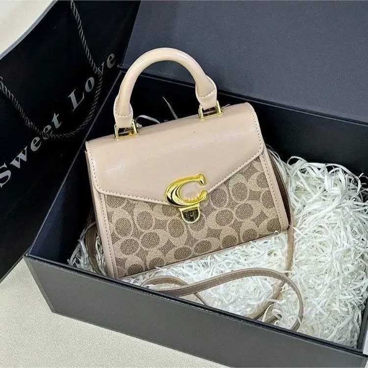 2025 Luxury Brand Fi Square Mini Handbags for Wen - New Arrival PU Material Handheld Shoder Styles Y251208