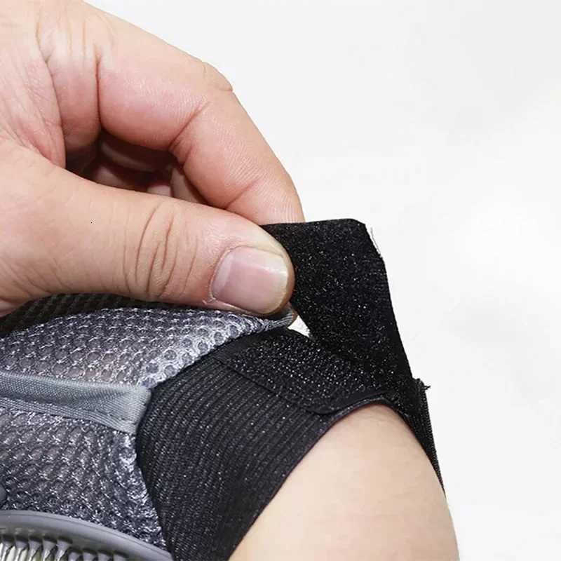 Pet Grooming Glove Hair Removal Brush Cat Dog Fur Hair Deshedding Gentle Efficient Dog Combs Pet Bathing Massage Products M251208 - view 3