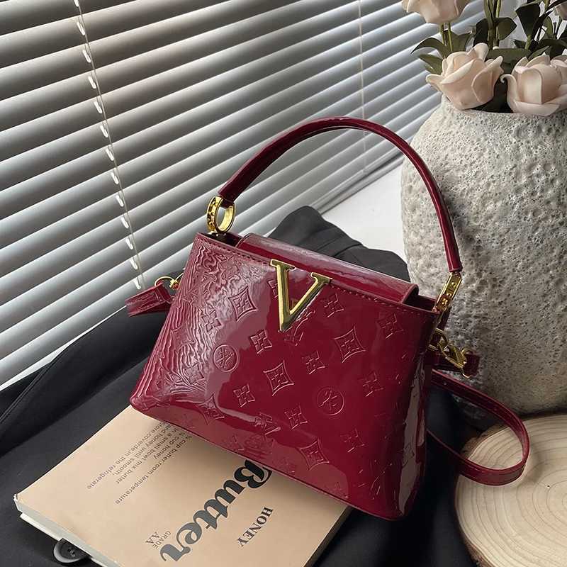 Luxury Brand Leather Shoder Bag For Wen With Detachable Strap Handbags By Famous Classic Designer Y251208