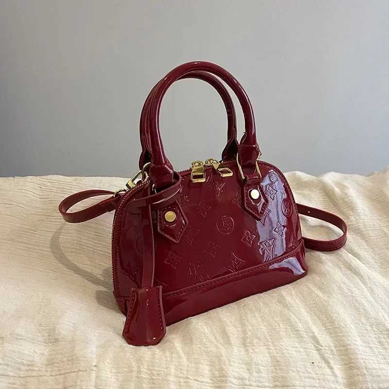 Luxury-Brand Inspired Lightweight Hard-Shell Bag Fi Chic Persali Wens Crossbody Handbag Y251208