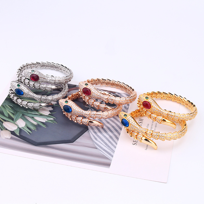 European And American Style Snake Bone Spring Bracelet Beautiful Fashion Red And Blue Gemstone Snake Shape Bracelet Ring Set Wholesale 92