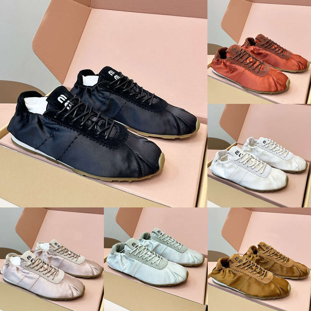 Luxury Ballet Shoes Designers shoe woman Ladie Flat Bottomed German Training Shoe Plume Satin Sneakers Womens Pleated Casual shoe Rubber Outsole ballet flat