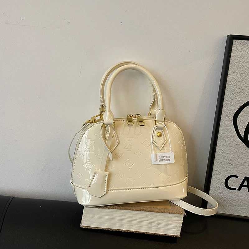 Popar And Elegant Wens Crossbody Bag Handbags Messenger Bag In Premium Leather By Designer Y251208