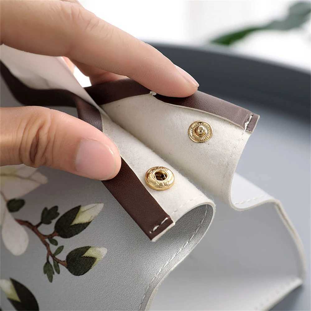 Simple Floral PU Tissue Box Case Retro Car Tissue Container Home Decoration Napkin Holder Desktop Paper Storage Box Pumping Boxs H251208