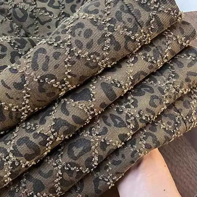 Fashionable Leopard Plaid Jeans Womens Autumn and Winter Plus Velvet New Straight Leg Loose Wide Leg PantsT251208