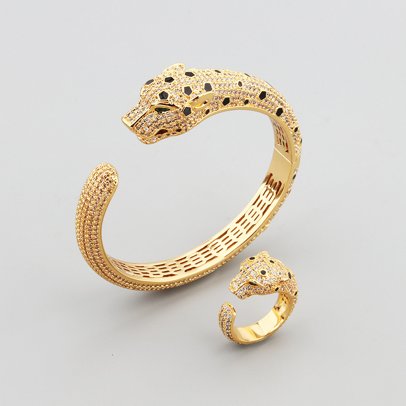 European And American Style Exaggerated Light Luxury Temperament Full Zirconia Inlaid Low Price Leopard Bracelet Popular Women's Open Leopard Hea