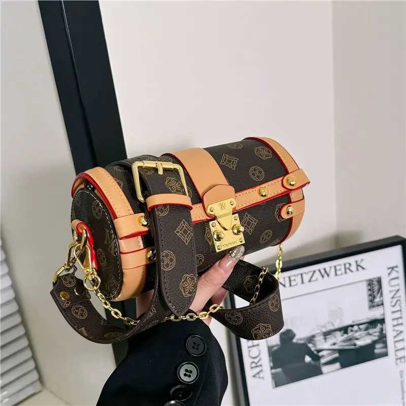 2025 New Wens Chain Strap Cylinder Bag Vintage Underarm Sling Chic Crossbody Purse for Daily Elegant Versatile Y251208