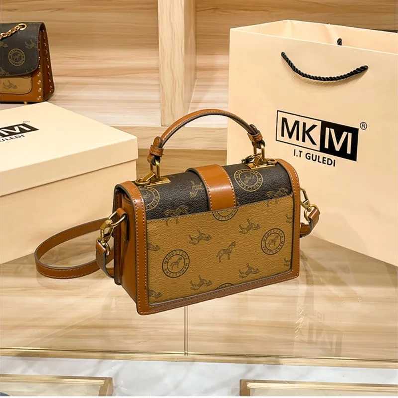 Brand Light Luxury Bag for Wen 2025 New Fiable Luxury Sense e Shoder Cross Shoder Versatile Handheld Leather Small Y251208