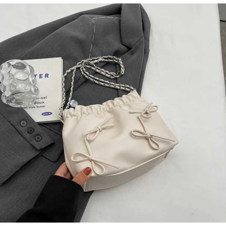 Niche pleated design portable small bag wens summer simple fi messenger bag Y251208