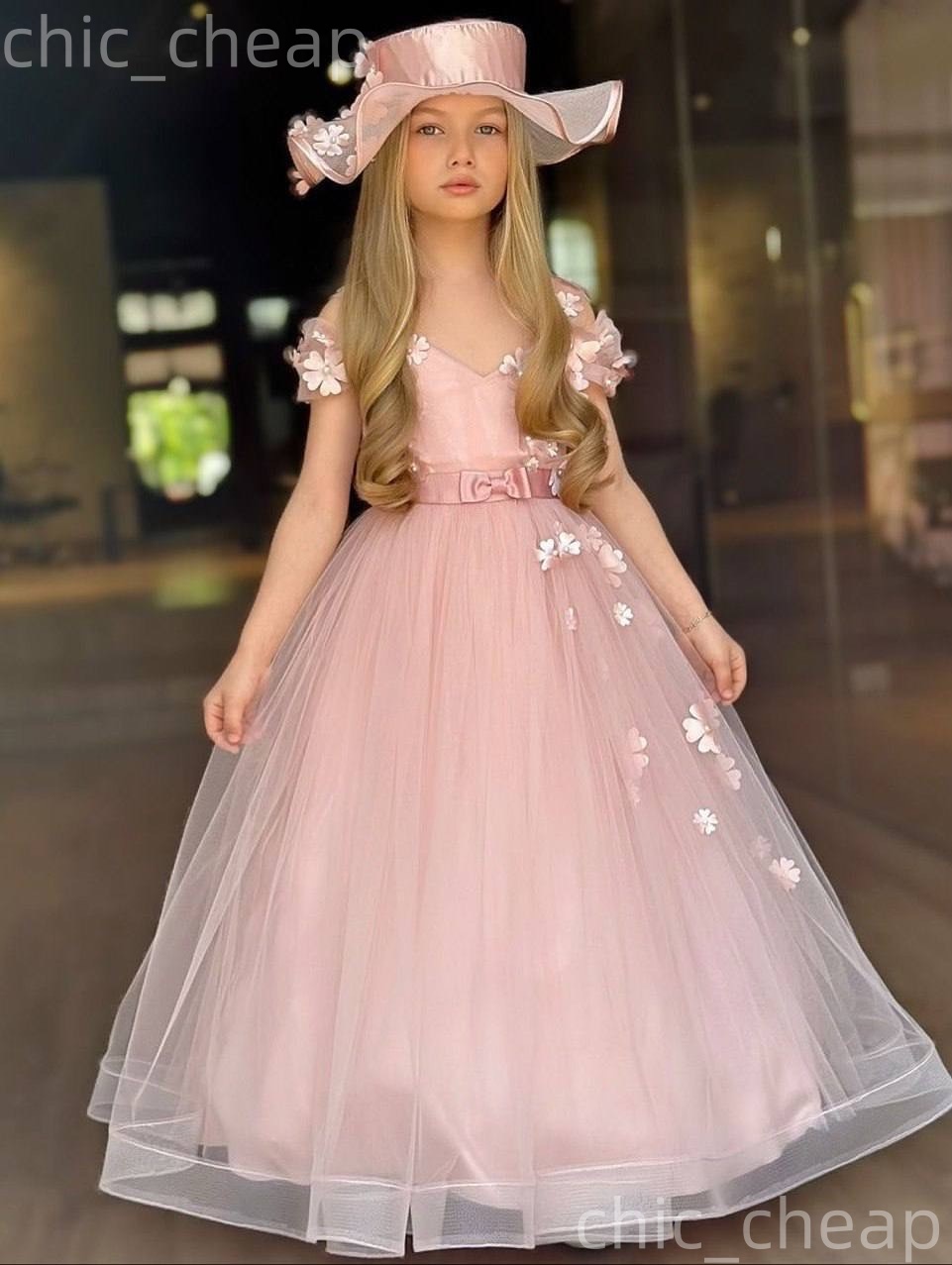 2026 Blush Pink A-line Flower Girl Dresses Flowers V-neck Tulle Little Girl Christmas Peageant Birthday Christening Tutu Dress Gowns ZJ422