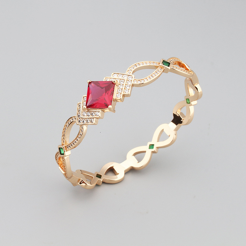 Minimalist Elegant Inlaid Imitation Ruby Star Bracelet Jewelry Three-Piece Set Gold-Plated Earrings Ring Accessories Set A5