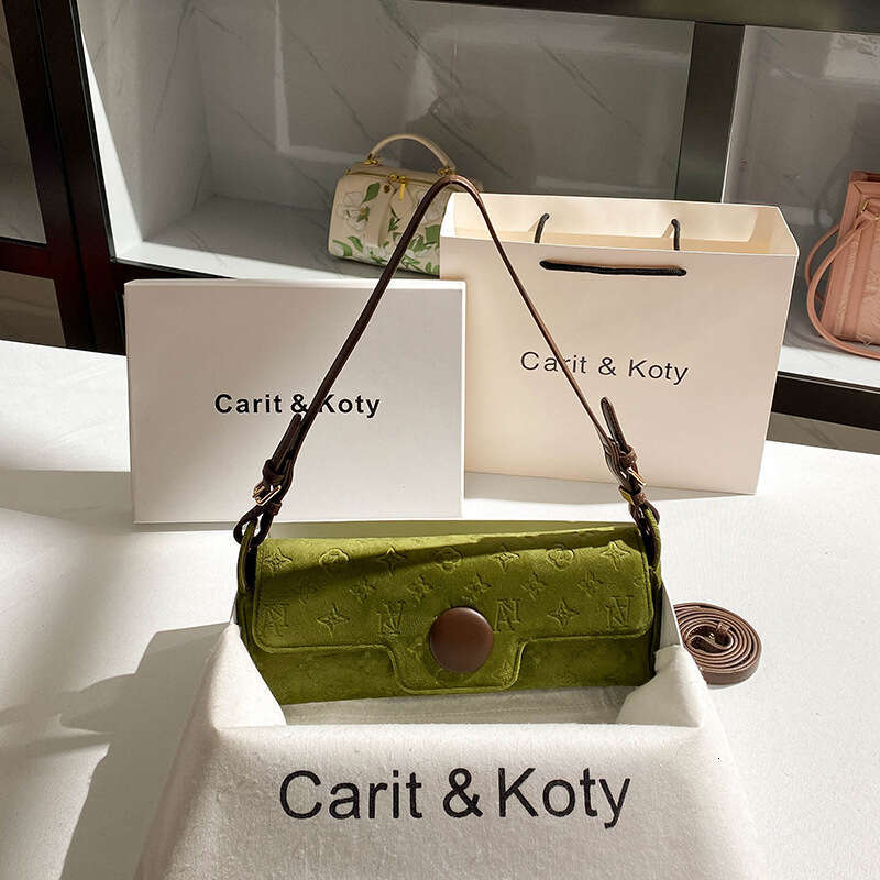 One-Piece Dropshipping High-End Velvet Baguette 2025 Autumn Winter New Vintage Embossed Underarm Bag Wholesale dh911905147JY