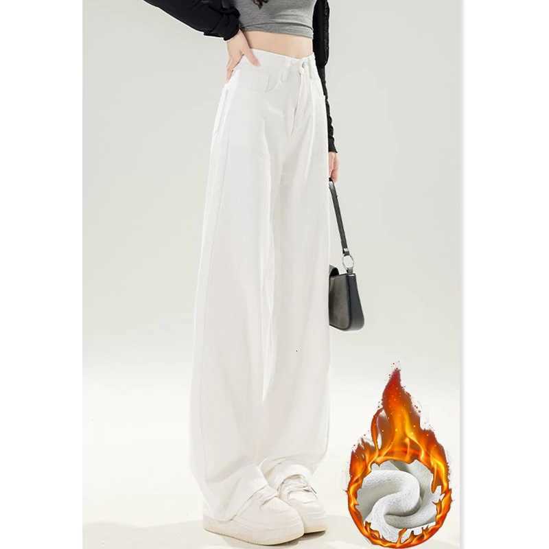 Winter Girls Thermal Fleece High Waist Jeans Lady Snow Warm Plush Denim Pants Women Classic Fashion Straight Leg TrousersT251208