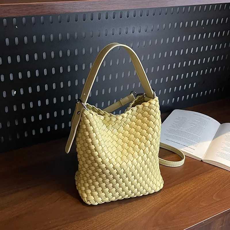 Premium Vintage Inspired Tote Bag Wens Minimalist Crossbody Purse High-End Leather Cmuter Shopper With Stylish Solid Color Y251208