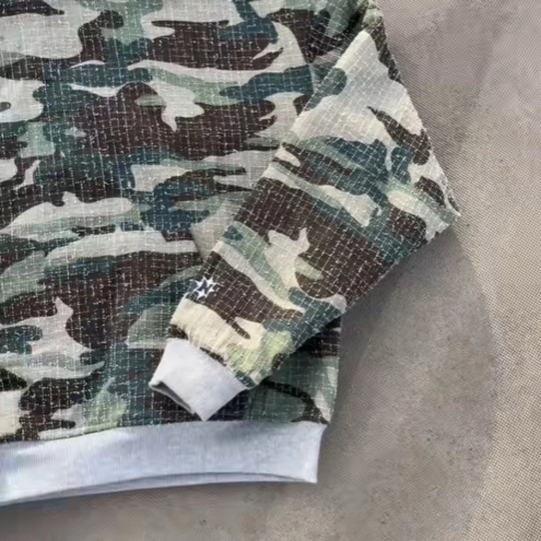 Y2K Loose Fit Camouflage Print Hoodie Men American Hip Hop Streetwear Front Back Graphic Pullover 251205