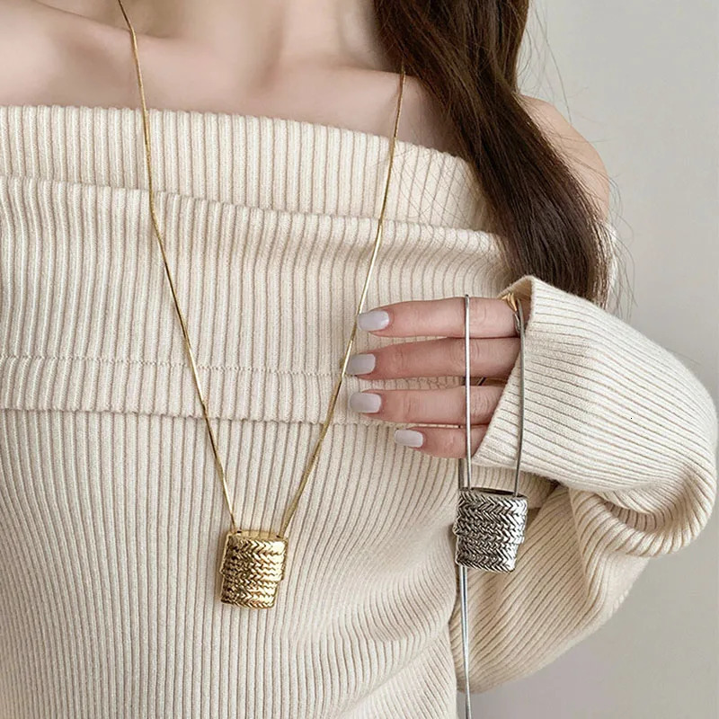 Knitted Long Metal Necklace Silver Color Mini n Womens Sweater Chain Unique Creativity Can Be Openedaccessories Gifts 251205