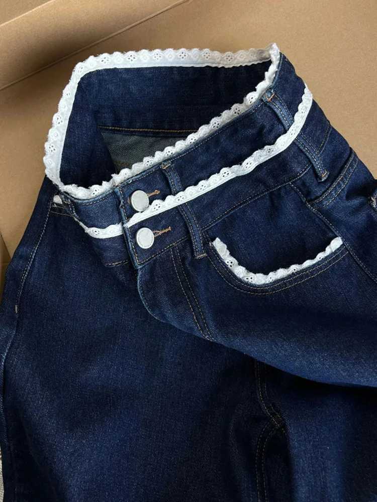 DFCF 2025 New Casual Straight Jeans Streetwear Vintage Blue Lace Spliced Jeans Women Y2K Fashion High Waist Loose Wide Leg PantsT251208