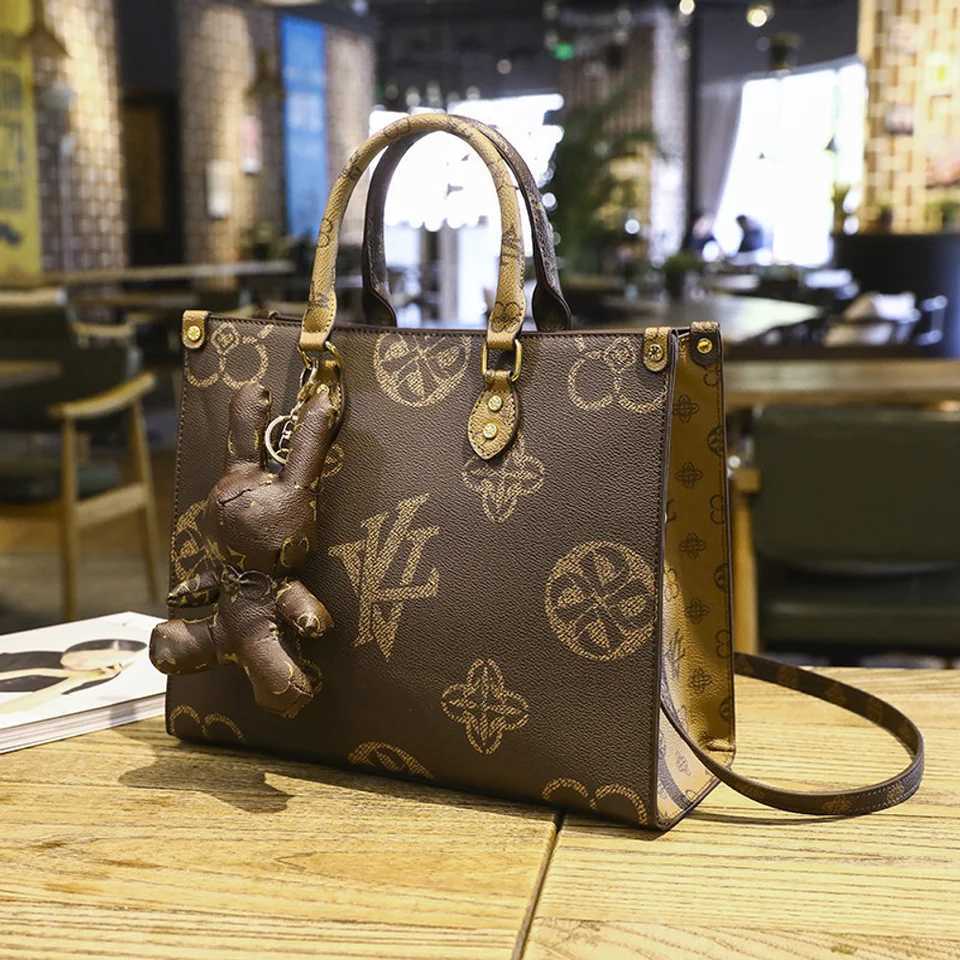 Light Luxury Handbag Big Bag 2025 New High-end Tote Bag Wens Large Capacity Single Shoder Large Capacity Armpit Y251208