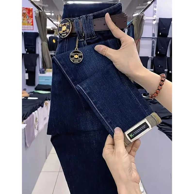 Spring Autumn Vintage Women Jeans New Pencil Denim Pants High Waist Slimming Design Sense With Elastic Small Feet Pants WomensT251208