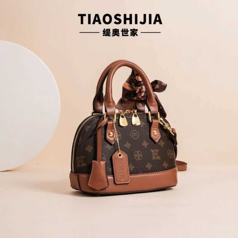 Wen PU Leather Sahel Bag with Lock Closure Classic Design Suitable for Work Off and Special Occasis Y251208a