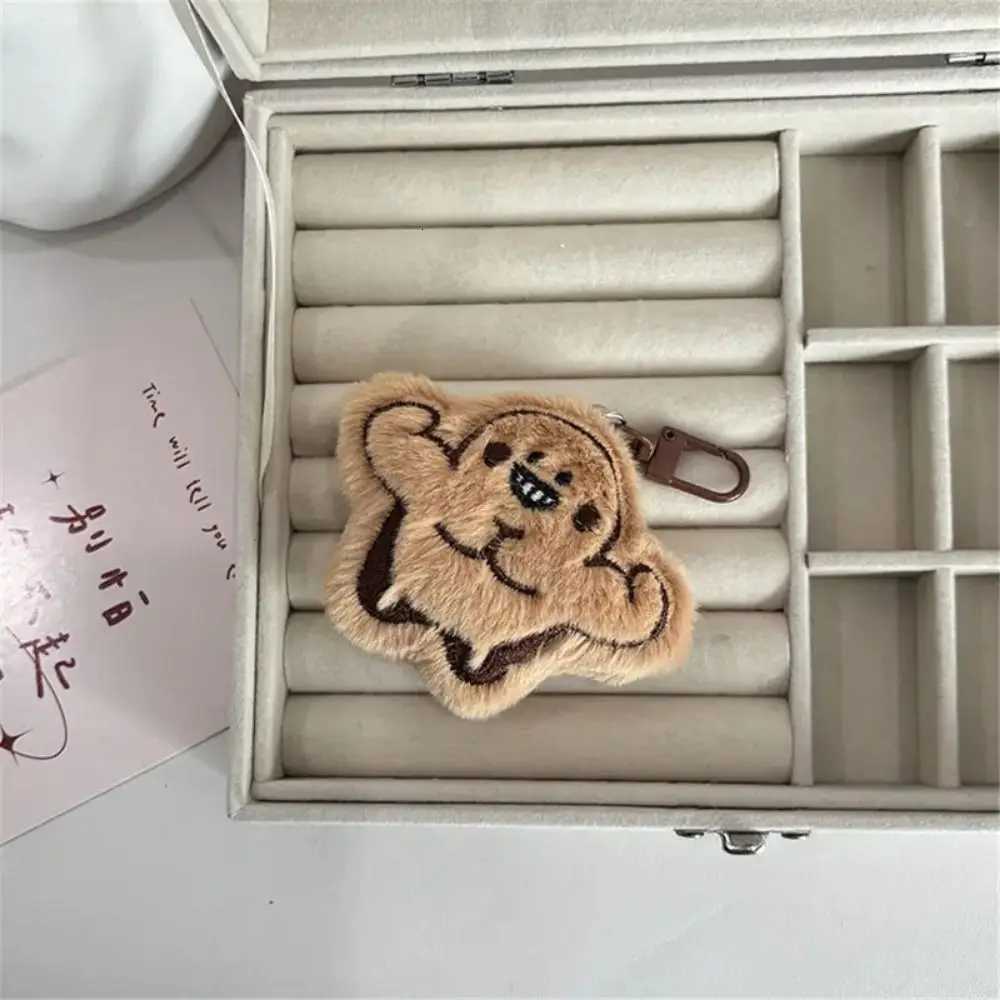 Cute Cockroach Plush Keychain Stuffed Animal Car Key Holder Backpack Pendant Key Chain Fun Gift AccessoriesXJ251208 - view 4