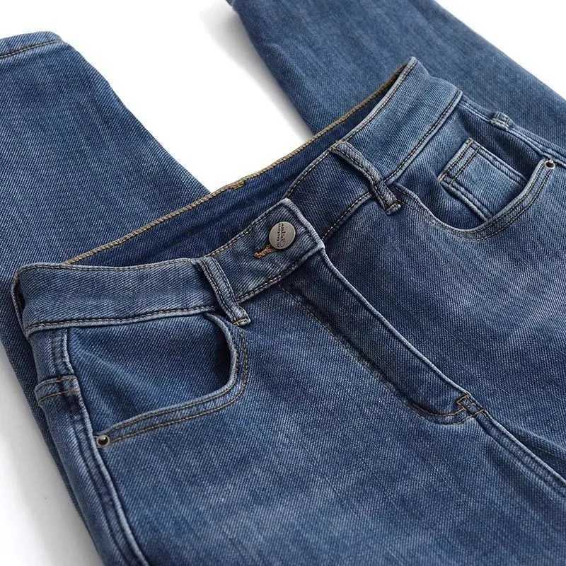 Thickened Velvet Jeans for Women New Winter Loose Versatile High-waisted Fashion Harem PantsT251208