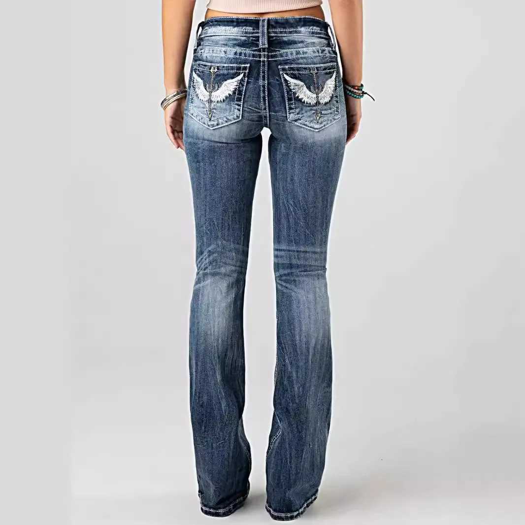 Women Embroidery Pockets Distressed Jeans Mid Waist Stretch Slim Fit Pants Vintage Denim Trousers Autumn Female StreetwearT251208