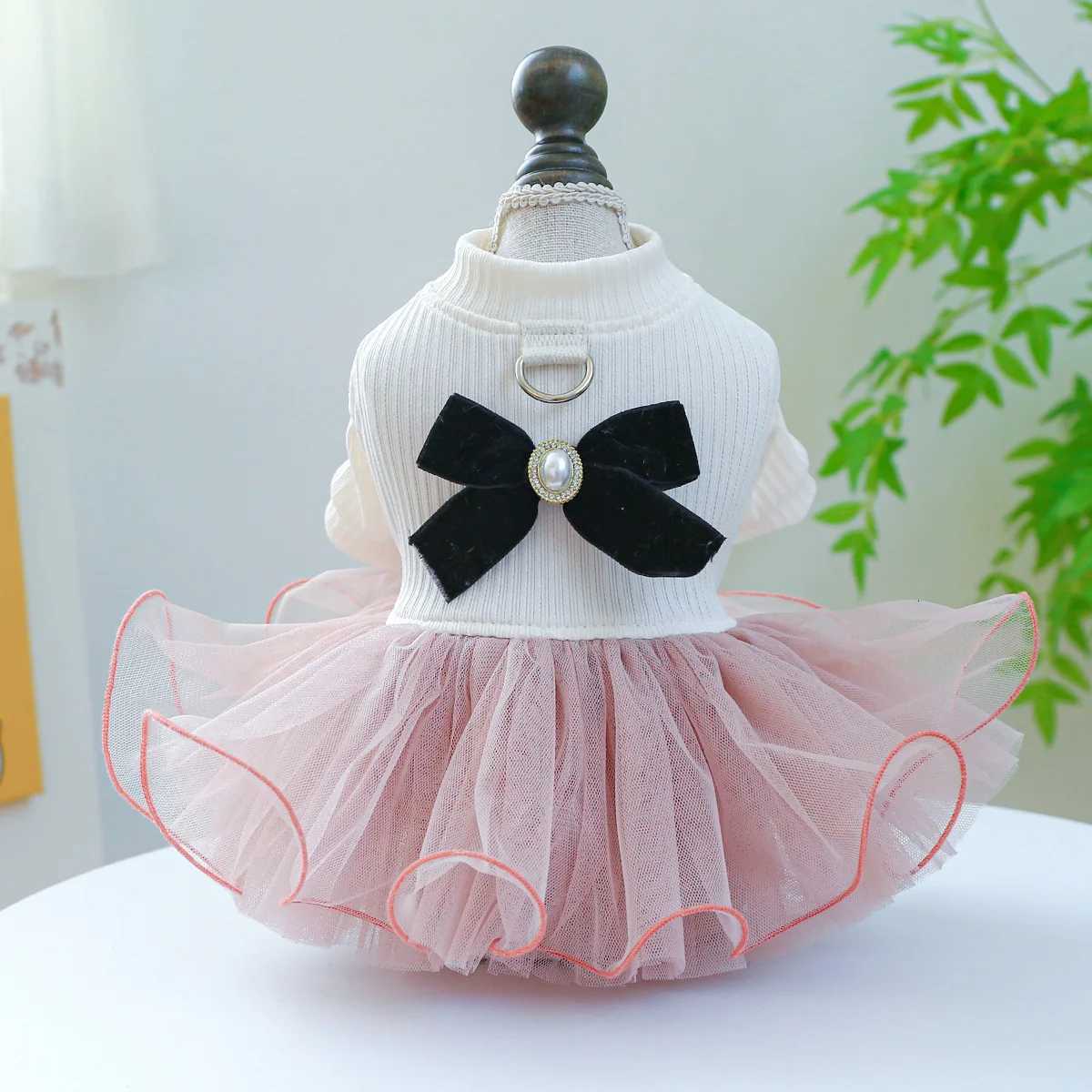 Spring Summer Pet Dog Cat Puppy Tutu Princess Dress Printed Lace Dog Skirt Pet Apparel Dog Dress M251208