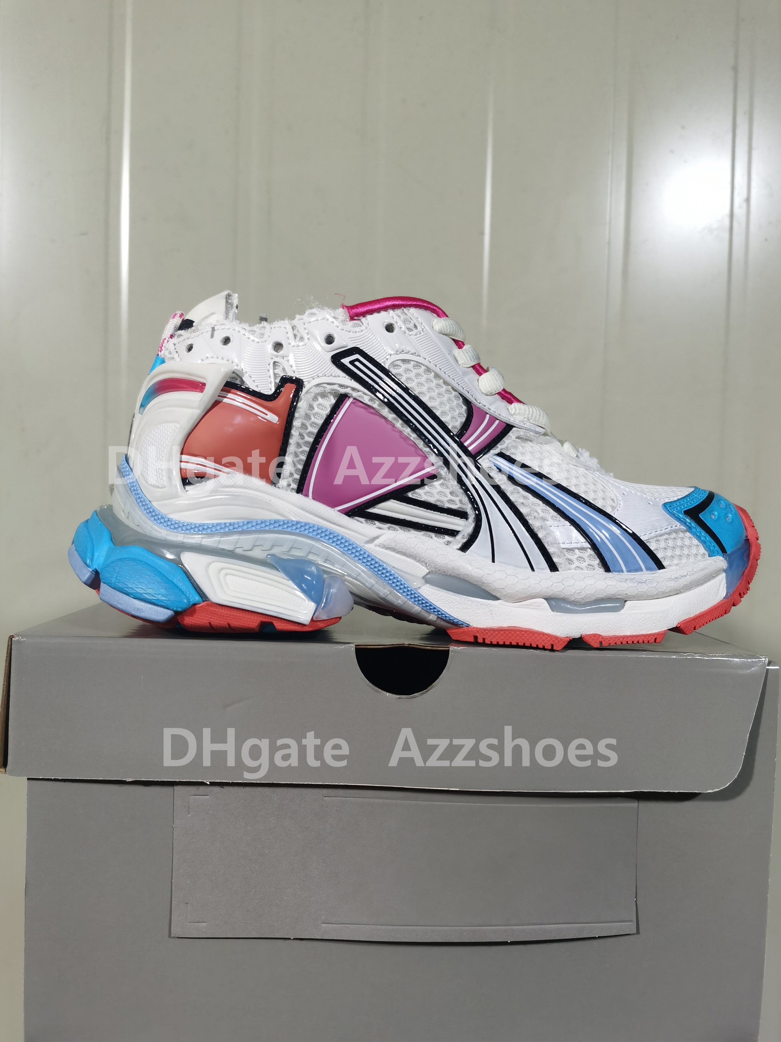 Designer shoes Sneakers Track Runners LED 7.0 7.5 3.0 Platform All Black white Multicolor Pink Blue Grey Ancien Daddy men women trainers