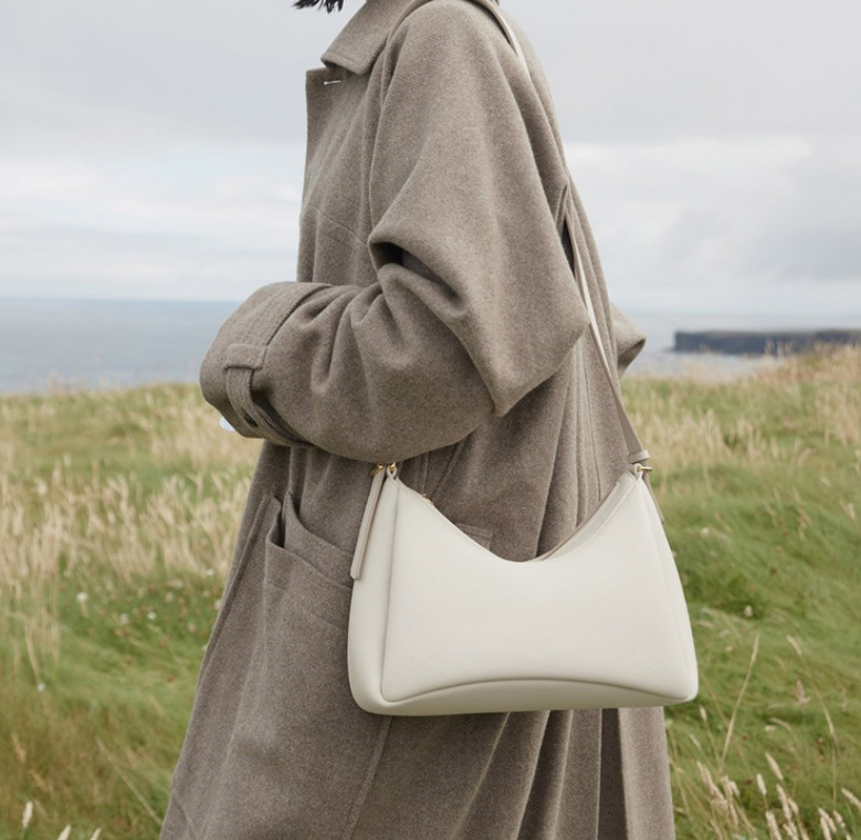 Designer UMI Shoulder Bags Crescent Lychee Grain Cowhide Portable One Women's Shoulder Messenger bags