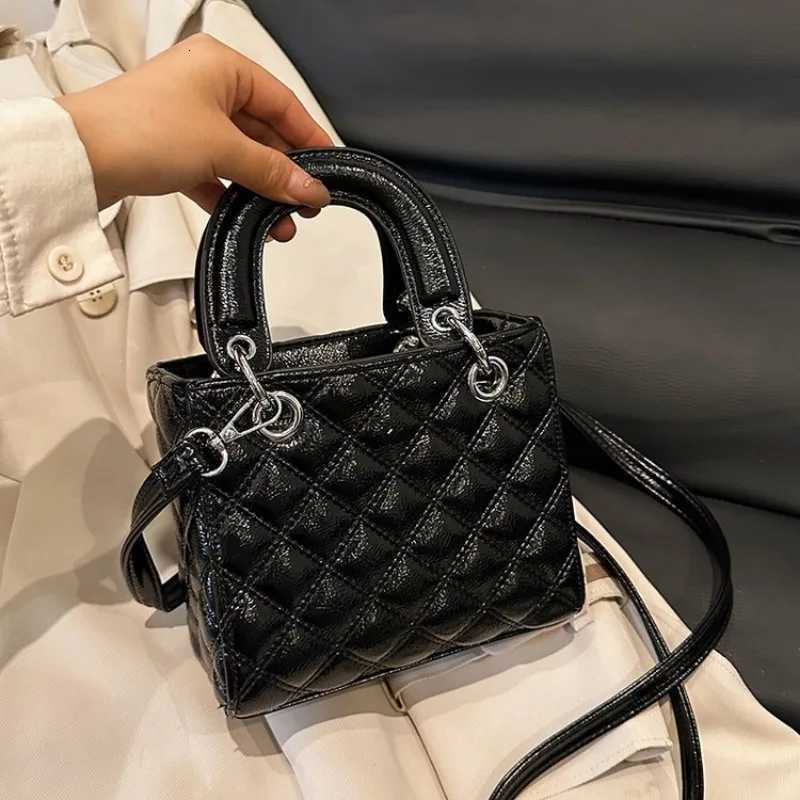 Elegant Glamorous ning Bag High-End Dinner Party Red Carpet Gala Exquisite Portable Trendy Sleek Sophistied Fiable Y251208