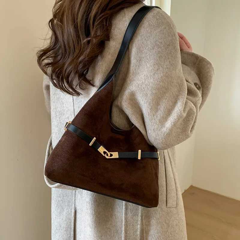 Unique Vintage Paris Designer Crossbody Bag for Wen Fi nt Luxury Leather Simple Letter Capacity Y251208