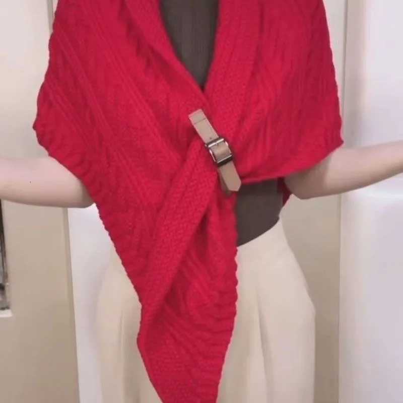 Luxury Korea Styles New Poncho Knitted Autumn Winter Triangle Scarf Wrap Warm Thick Shawl Elegant Cape Bufanda Y251208