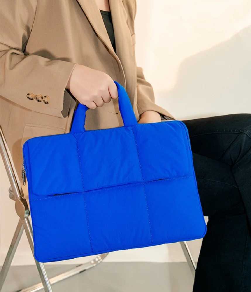 Laptop Bag 133 14 156 inch for Macbook Air Pro 13 15 16 HP Huawei Asus Acer Dell Xiaomi Lenovo Handbags BriefcaseT251208