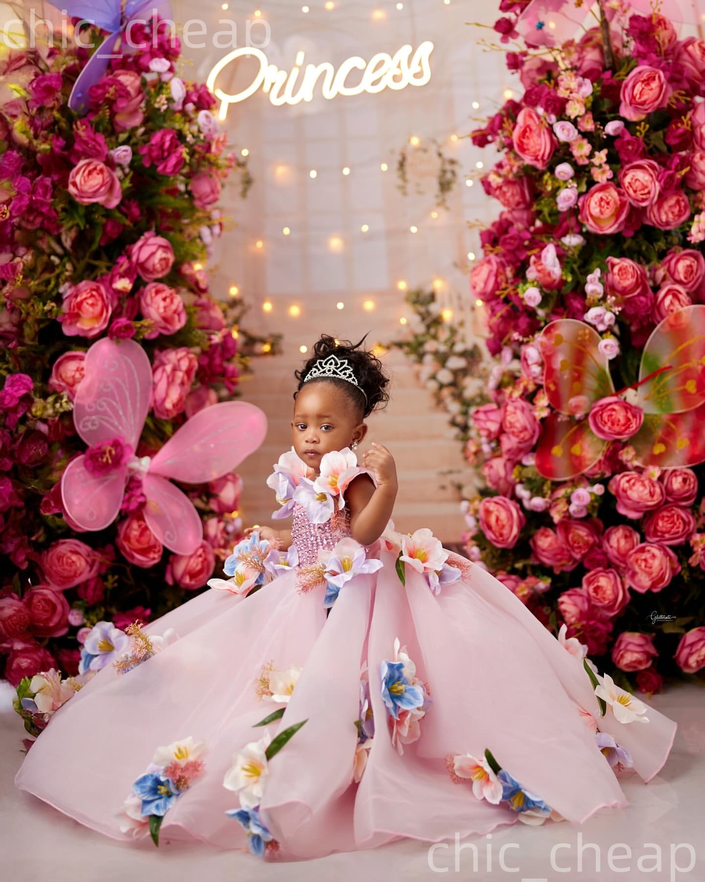 2026 Pink Ball Gown Flower Girl Dresses Flowers Spaghetti Crystals Organza Little Girl Christmas Peageant Birthday Christening Tutu Dress Gowns ZJ422