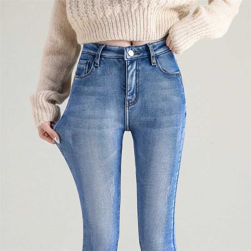 New Winter Women Snow Thermal Fleece Skinny Jeans Casual Lady Warm Velvet Thick Pencil Pants Female Basic Fleece Denim TrousersT251208