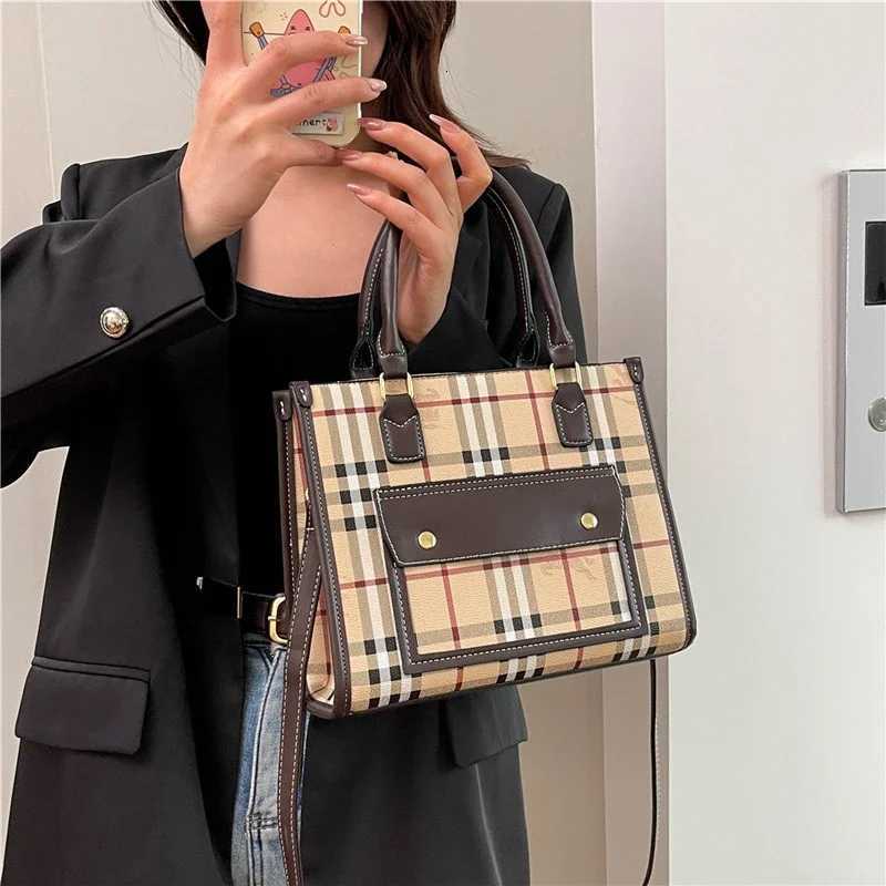 2025 Spacious Cvertible Tote Chic Top Handle Crossbody Purse for Wen Versatile Day To Night Carryall Hand Bags Y251208