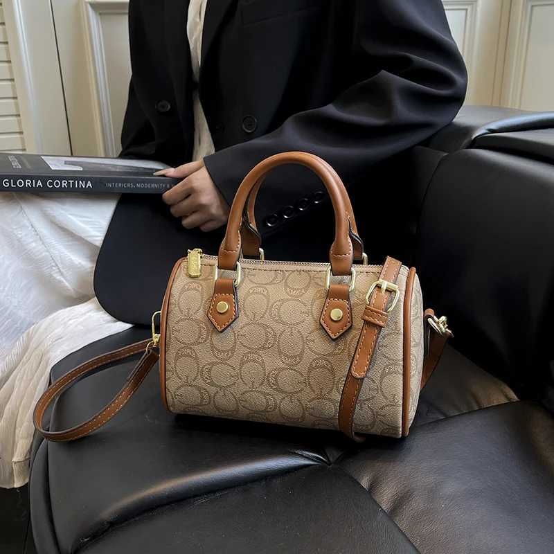 Trendy Paris Fi Messenger Bag Elegant For Business Wen With Letter High-End And B Superstar Cmuter Use Y251208