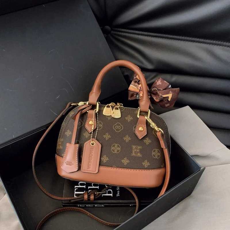 Wen PU Leather Sahel Bag with Lock Closure Classic Design Suitable for Work Off and Special Occasis Y251208