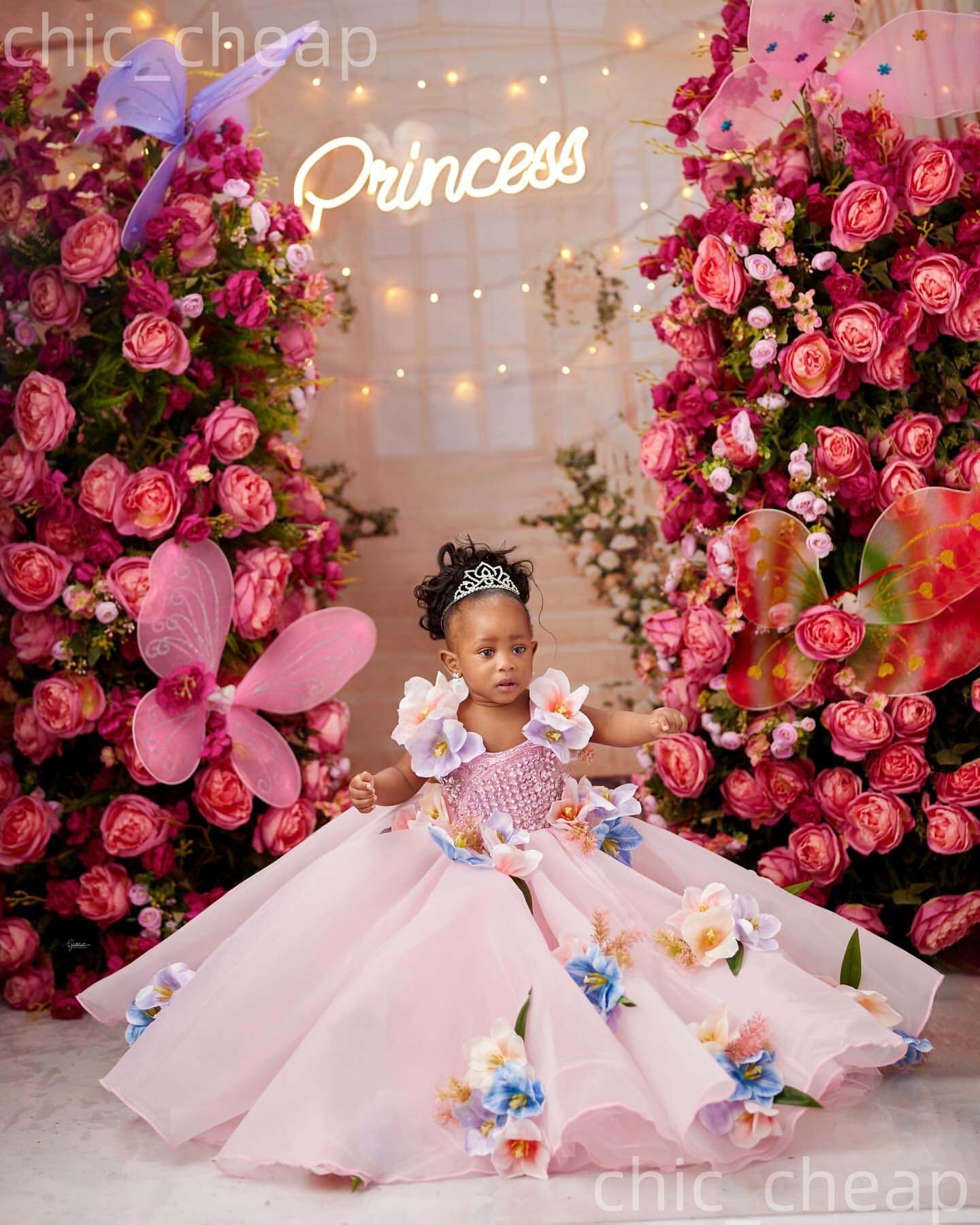 2026 Pink Ball Gown Flower Girl Dresses Flowers Spaghetti Crystals Organza Little Girl Christmas Peageant Birthday Christening Tutu Dress Gowns ZJ422