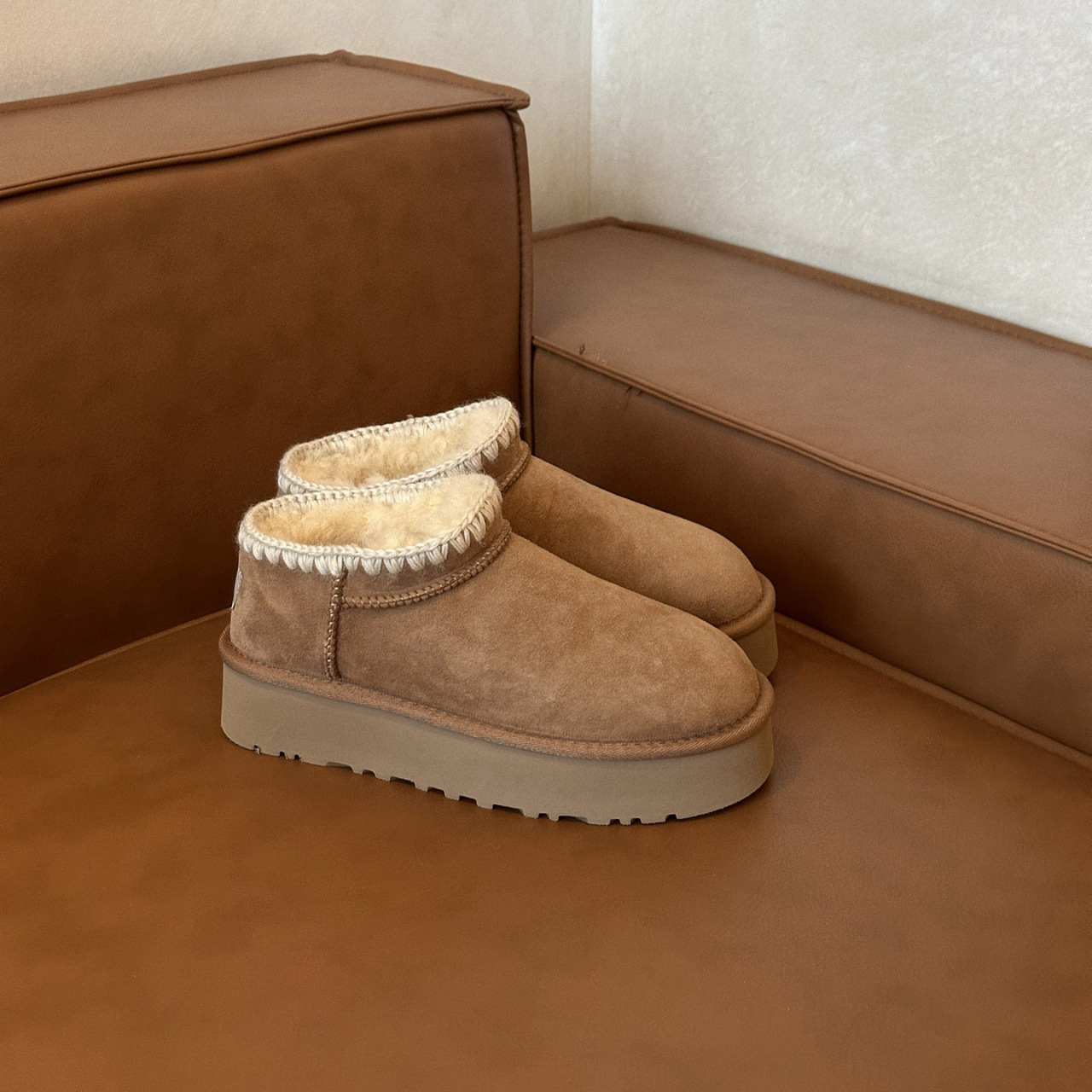 Designer shoes 2025 autumn and winter new thick soled snow boots fashionable and versatile keep warm cotton shoes