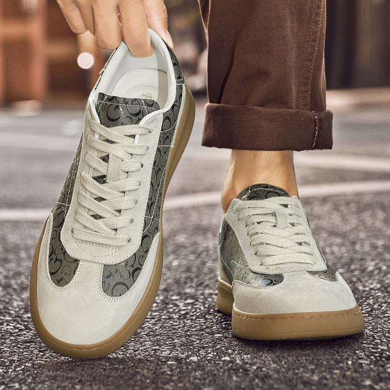 Designer shoes 2025 classic and versatile top layer cowhide casual shoes comfortable and lightweight mens board shoes