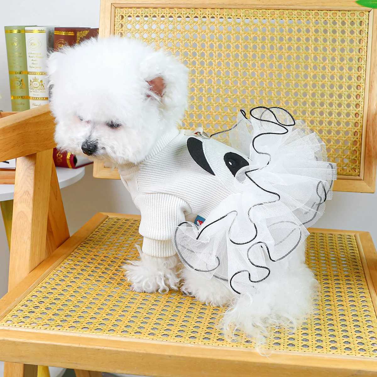 Beige Mesh Skirt Open Button Dog Clothes Can Pull Pet Cat High Sense Wedding Dress Princess Style M251208