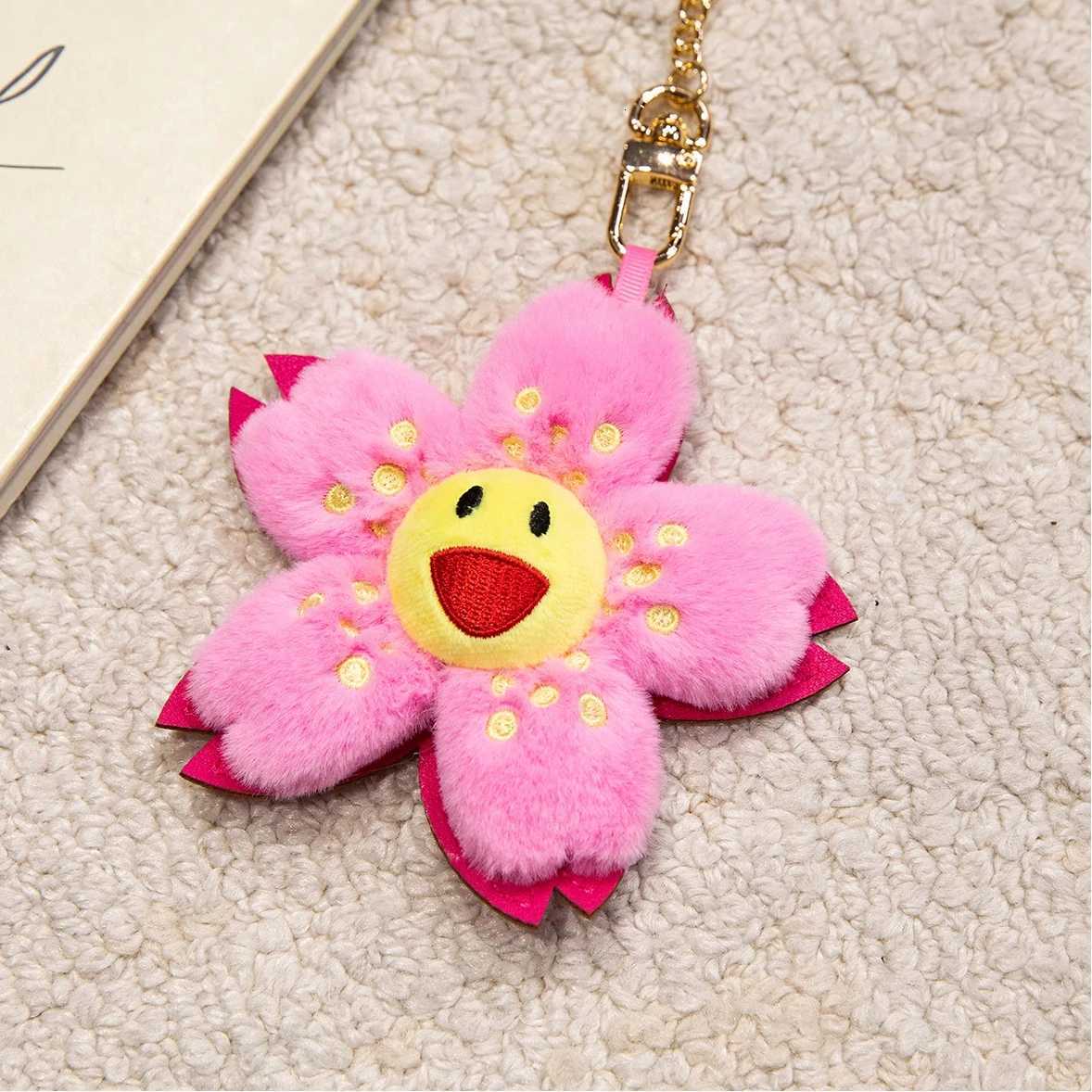 Cute Sunflower Plush Keychain Toy Stuffed Flower Soft Doll Small Pendant Keychain Fashionable Backpack Pendant Christmas GiftXJ251208
