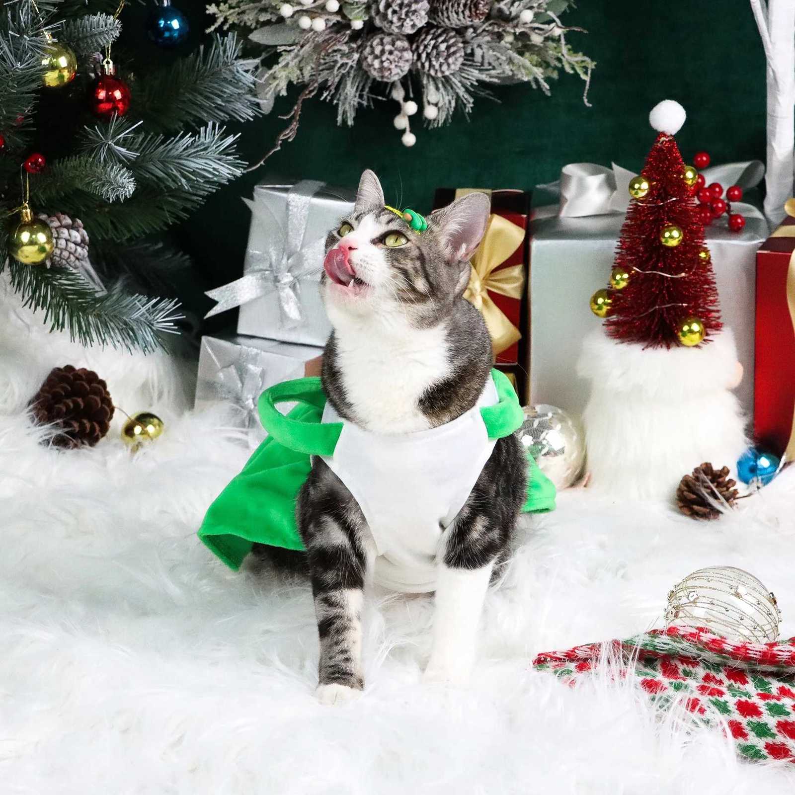 Dog Christmas Dresses Warm Puppy Clothes with Cute Letters Printed Beautiful and Comfort Costume with Heart Ornaments Dog Xmas M251208