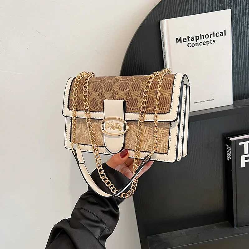 2025 Hot Wens High-end Bag Fi Chain Small Square Bag Ins Versatile Crossbody Shoder Bag Y251208