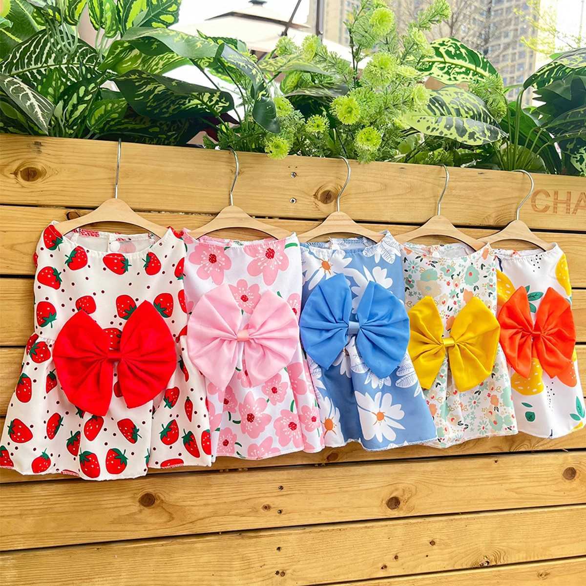 Small Dog Dress Summer Cooling Dog Clothes for Small Dog Clothing Cute Flower Cat Dress Bowknot Clothes for Pet Dress Cat Cloth M251208