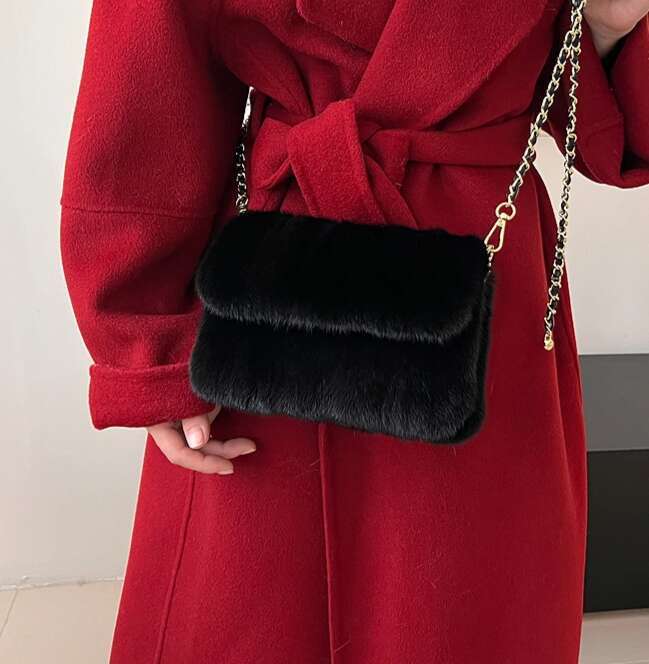 2026 Real Mink Fur For Women Winter Luxury Handbags Crossbody Single Shoulder Bag Evening Bags Ladies Fluffy Handbag